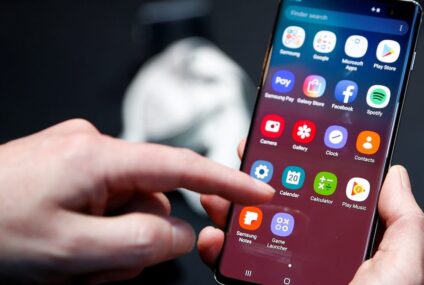 Samsung telefonlar fiziksel tuşlara veda ediyor!